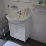 Lipa شقة طابور