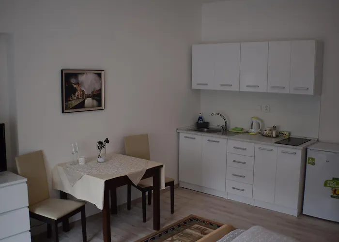 Lípa Apartmán *